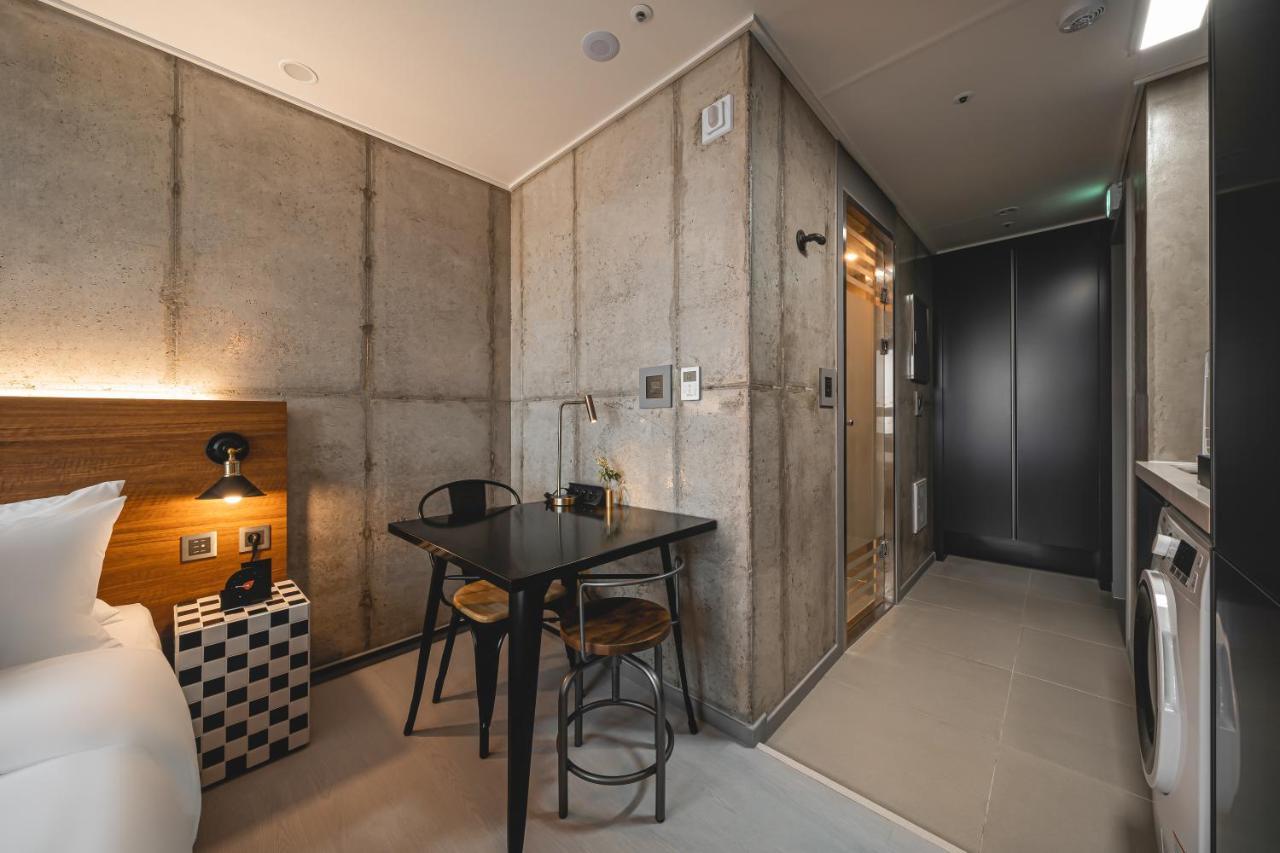 Urbanstay Boutique Nampo Biff Busan Exterior photo